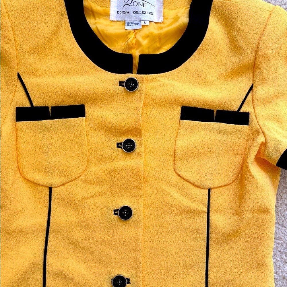 Collezioni Zone Donna vintage yellow short sleeve blazer top, sz L (feels sz S) - Picture 2 of 7